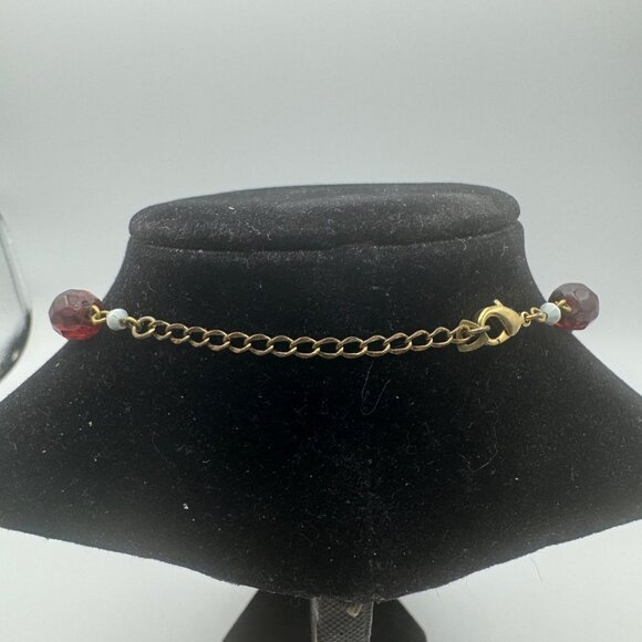 Handcrafted Red Beaded Necklace With Gold-Tone Chain & Ornate Floral Pendant - Picture 4 of 4